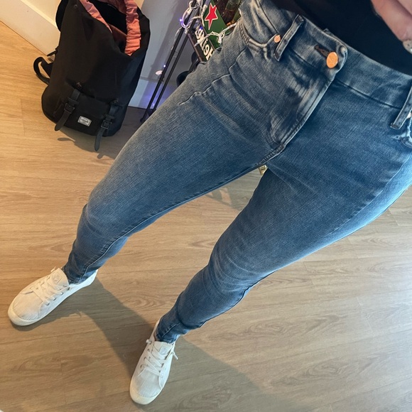 Express Skinny High Rise Ultra Hyper Stretch Size M 6/8/10 w Cute Pleats - Picture 4 of 5